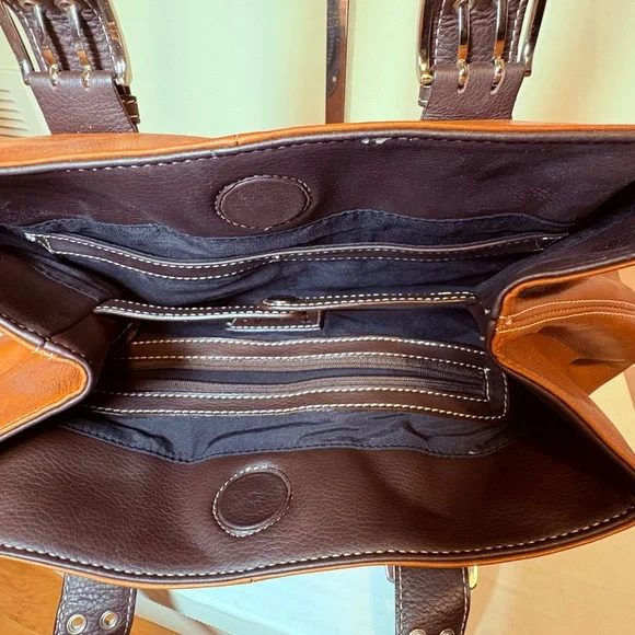 NWOT Tiganello Genuine Leather Med Brown/Dark Brown with Silver Shoulder Bag. - Picture 5 of 12